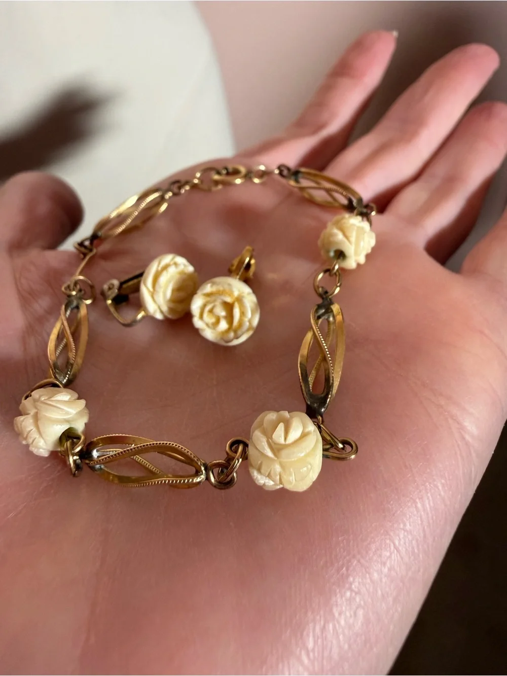 Vintage 1/20 12K GF gold cream flower delicate coquette bracelet earring set